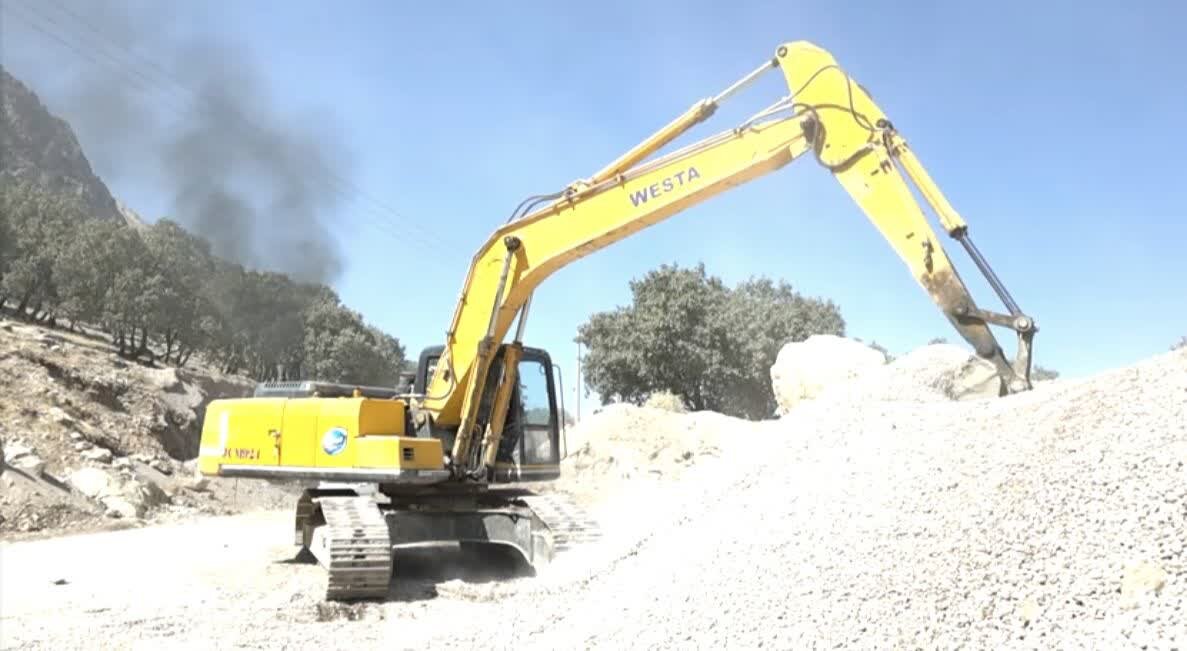 بهسازی ۱۰ کیلومتر از محورهای روستایی بخش بازفت شهرستان کوهرنگ بهسازی ۱۰ کیلومتر از محورهای روستایی بخش بازفت شهرستان کوهرنگ